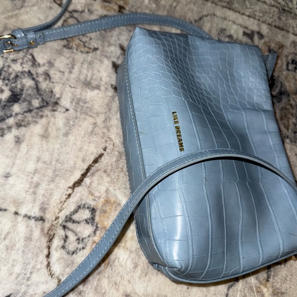 “Like Dream” Elegant Blue Woven Leather Crossbody Bag - Picture 5 of 6